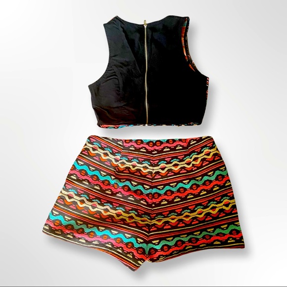 H&M Coachella Tribal Two Piece - Crop Top & Short Shorts - Size 8 (runs small) - Picture 2 of 8